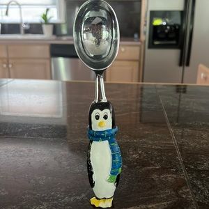 Ice cream scooper 🐧🍦
